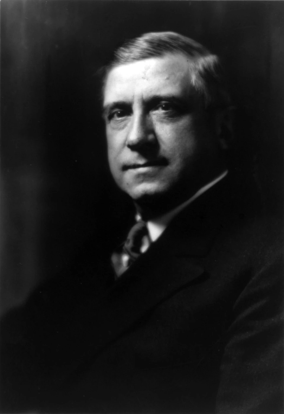 Charles Schwab Net Worth: Estimates, Liquid vs Total